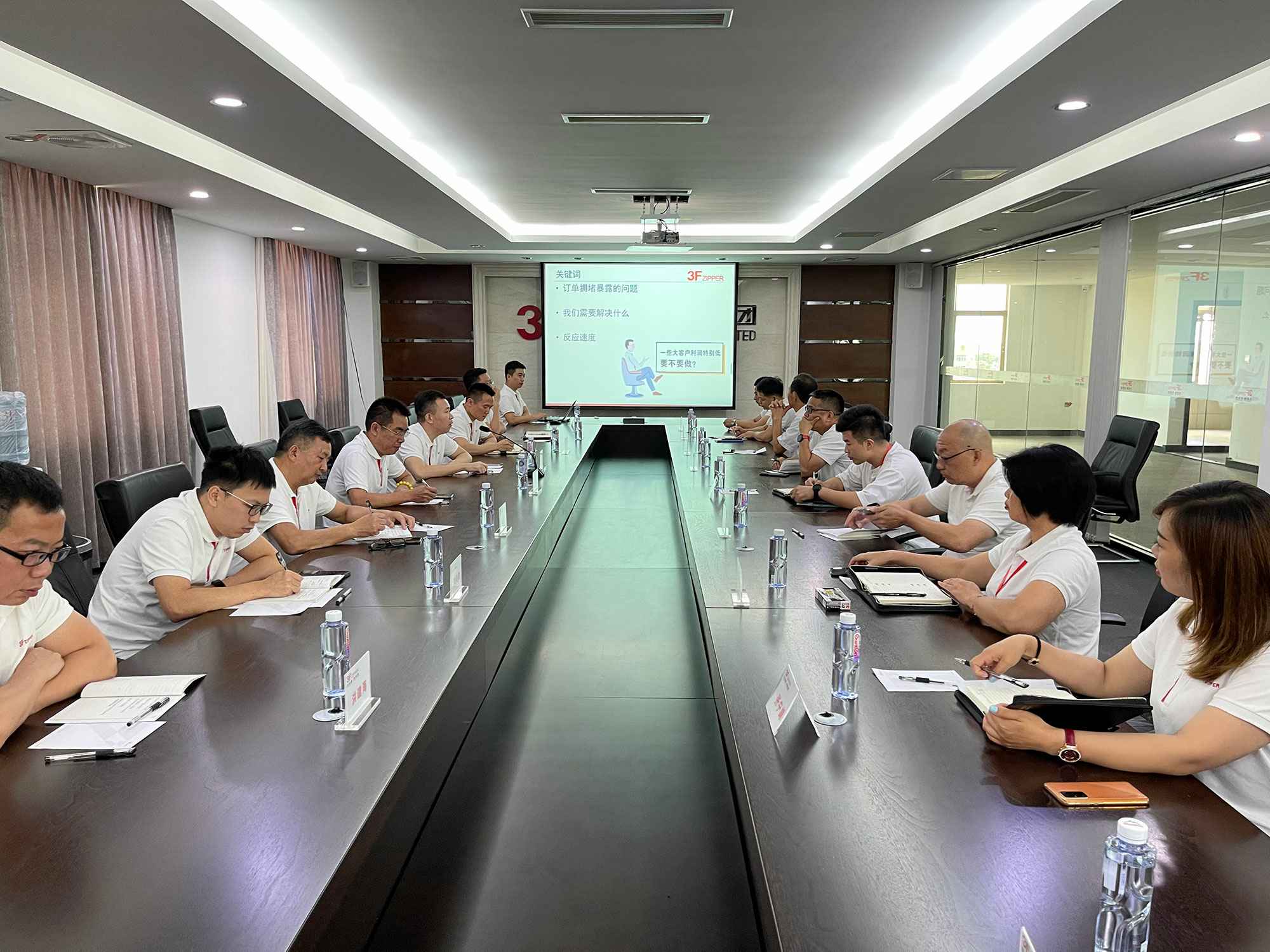 kaiyun体育网页版登录入口（中国）官方网站召开上半年总结暨下半年计划会议